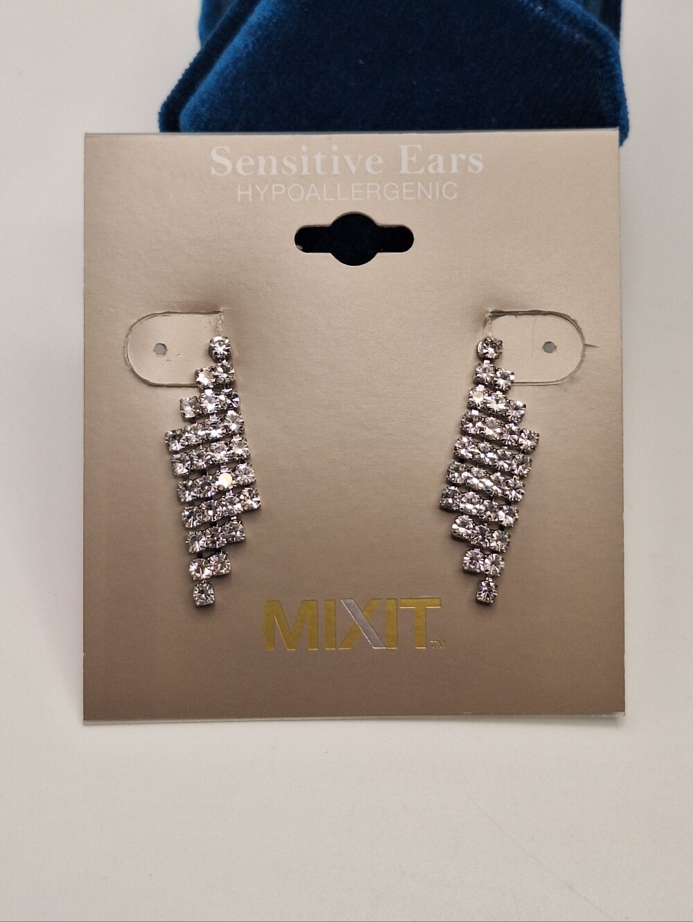 NWT Mixit Hypoallergenic Silver Rhinestone Chandelier Drop Earrings